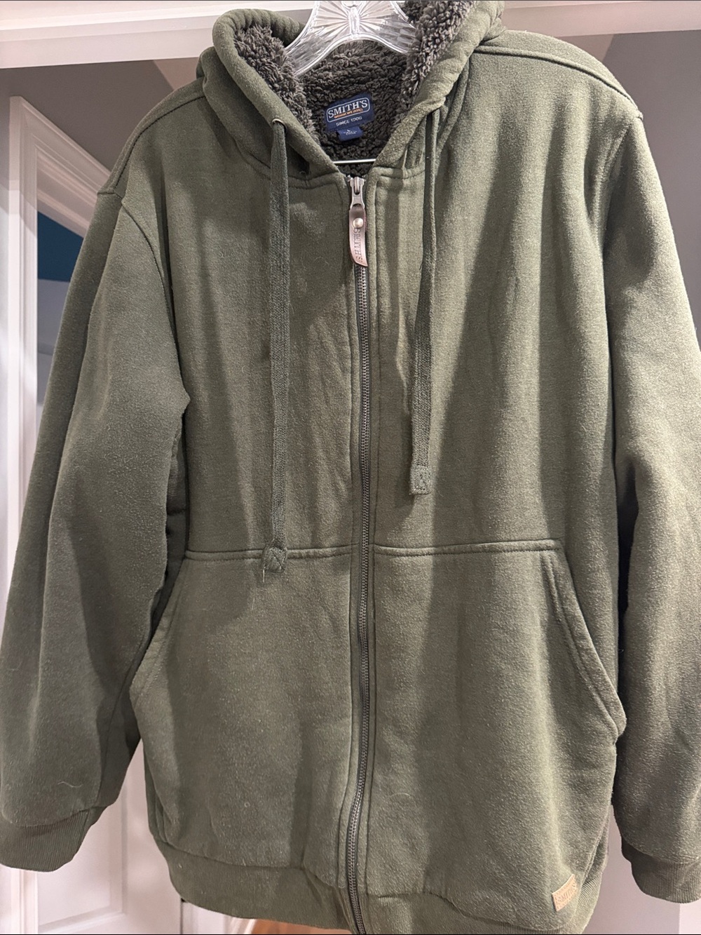 Hooded lined sweatshirt